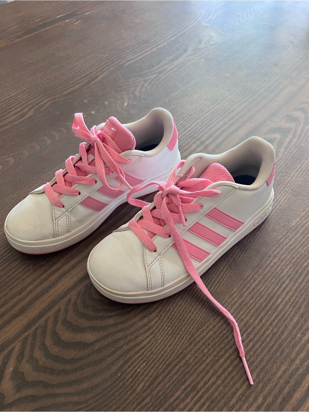 Girls' Adidas White and pink Sneakers